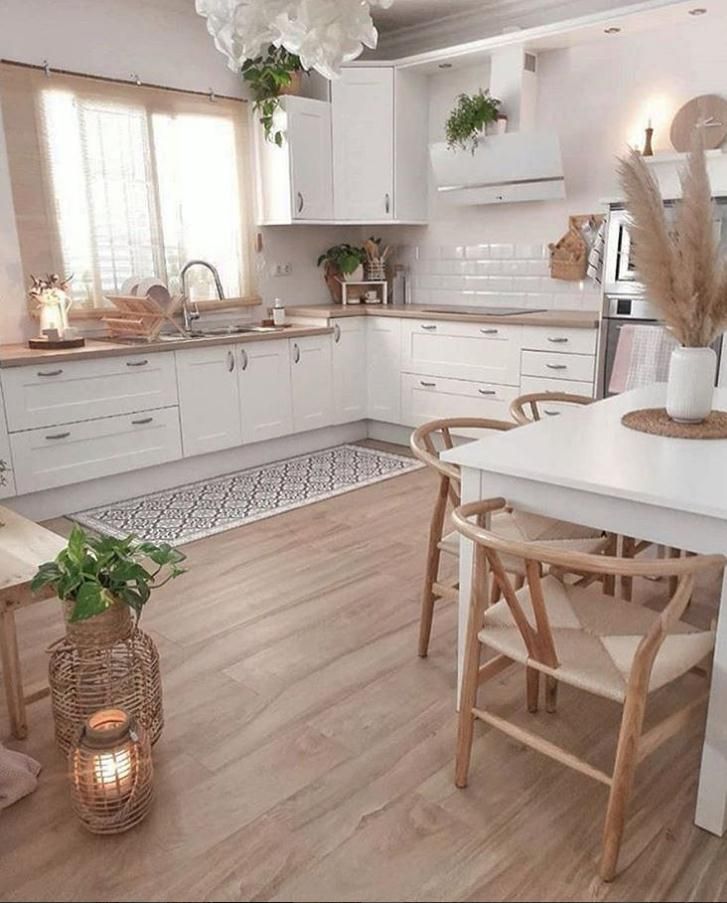 Home Decor & Kitchen